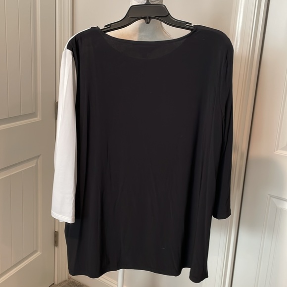 Investments Slim Factor Dressy Top - Picture 3 of 4